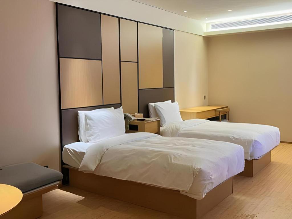 Ji Hotel Shanghai The Bund Tiantong Road Buitenkant foto