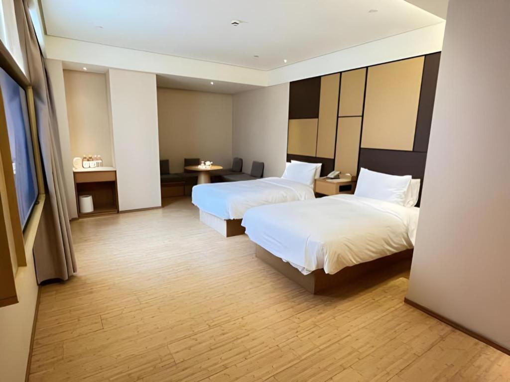 Ji Hotel Shanghai The Bund Tiantong Road Buitenkant foto