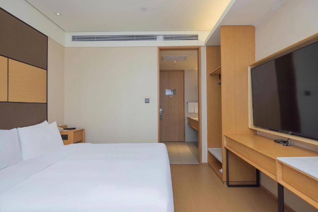 Ji Hotel Shanghai The Bund Tiantong Road Buitenkant foto