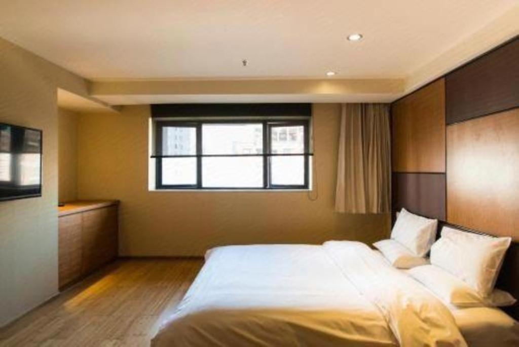 Ji Hotel Shanghai The Bund Tiantong Road Buitenkant foto