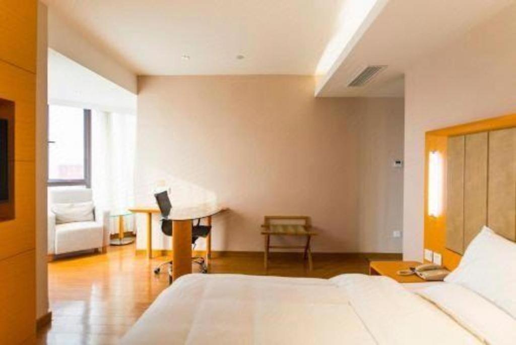 Ji Hotel Shanghai The Bund Tiantong Road Buitenkant foto